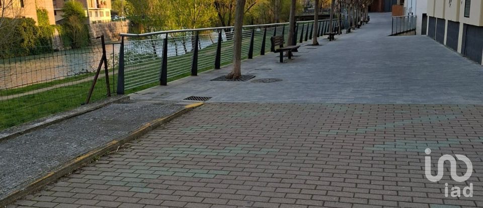 House 10 bedrooms of 400 m² in Graus (22430)