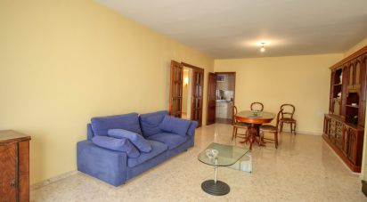 Piso 5 habitaciones de 307 m² en Oliva (46780)