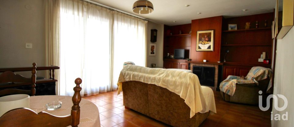 Piso 5 habitaciones de 307 m² en Oliva (46780)