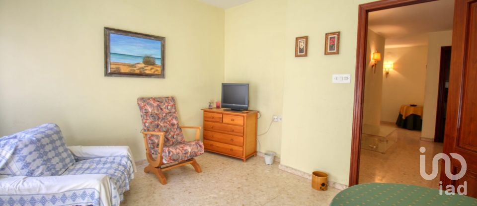 Piso 5 habitaciones de 307 m² en Oliva (46780)