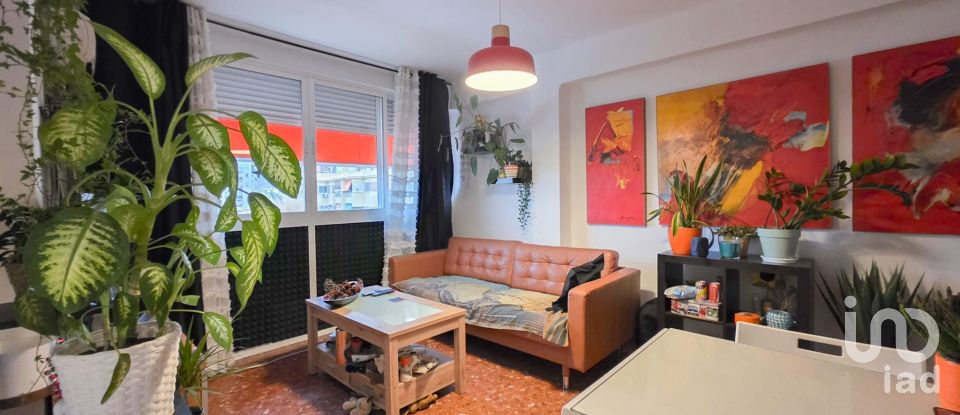 Pis 3 habitacions de 55 m² a Málaga (29013)