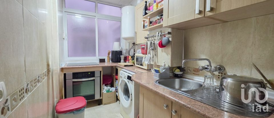 Pis 3 habitacions de 55 m² a Málaga (29013)