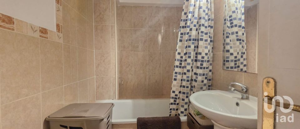 Pis 3 habitacions de 55 m² a Málaga (29013)