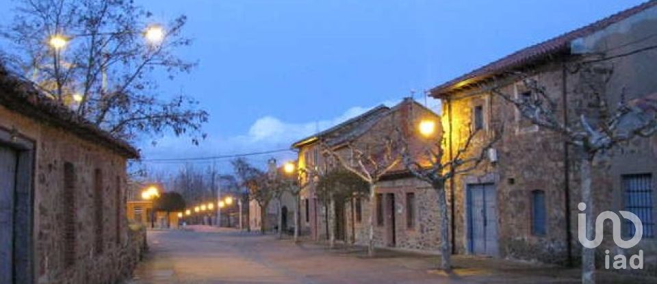 Restaurant de 284 m² à Murias de Rechivaldo (24718)