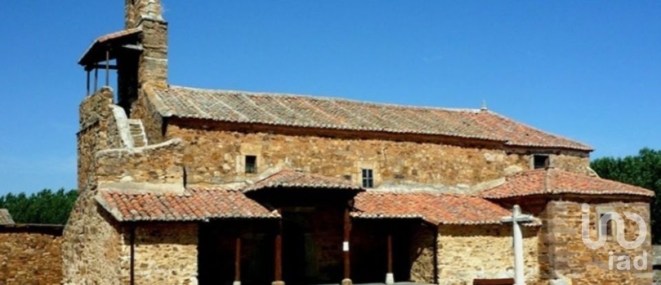 Restaurant de 284 m² à Murias de Rechivaldo (24718)