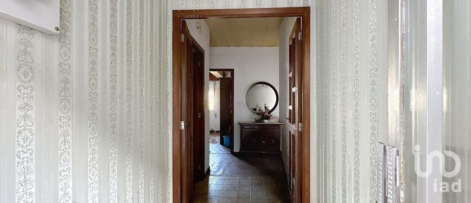 Piso 6 habitaciones de 221 m² en Portonovo (36970)