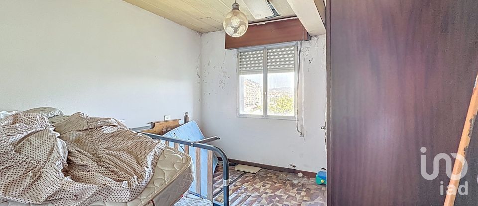 Piso 6 habitaciones de 221 m² en Portonovo (36970)