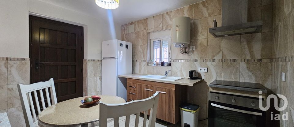 Casa rústica 5 habitaciones de 256 m² en Montefrío (18270)