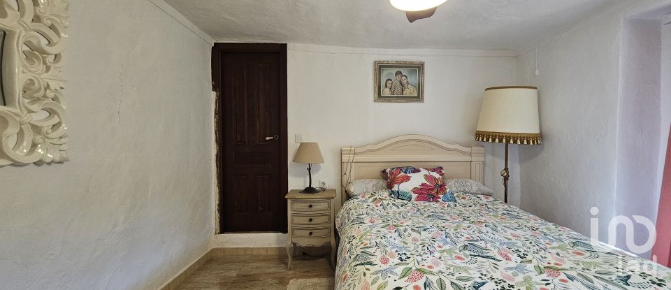 Casa rústica 5 habitaciones de 256 m² en Montefrío (18270)