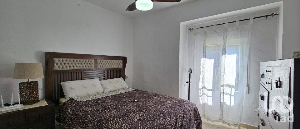 Casa rústica 5 habitaciones de 256 m² en Montefrío (18270)