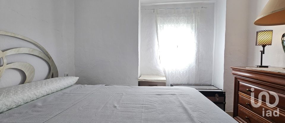 Casa rústica 5 habitaciones de 256 m² en Montefrío (18270)