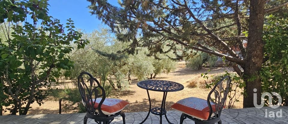 Casa rústica 5 habitaciones de 256 m² en Montefrío (18270)