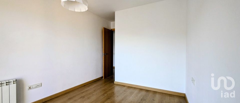 Dúplex 3 habitacions de 116 m² a Sant Fruitós de Bages (08272)