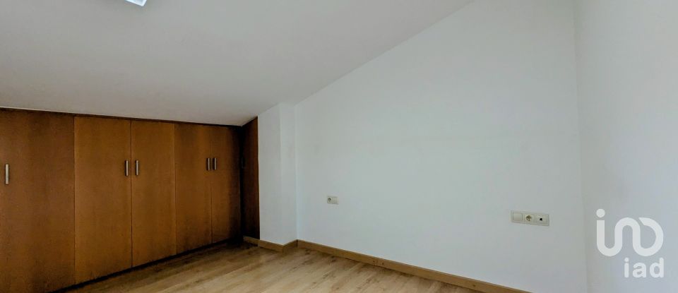 Dúplex 3 habitacions de 116 m² a Sant Fruitós de Bages (08272)