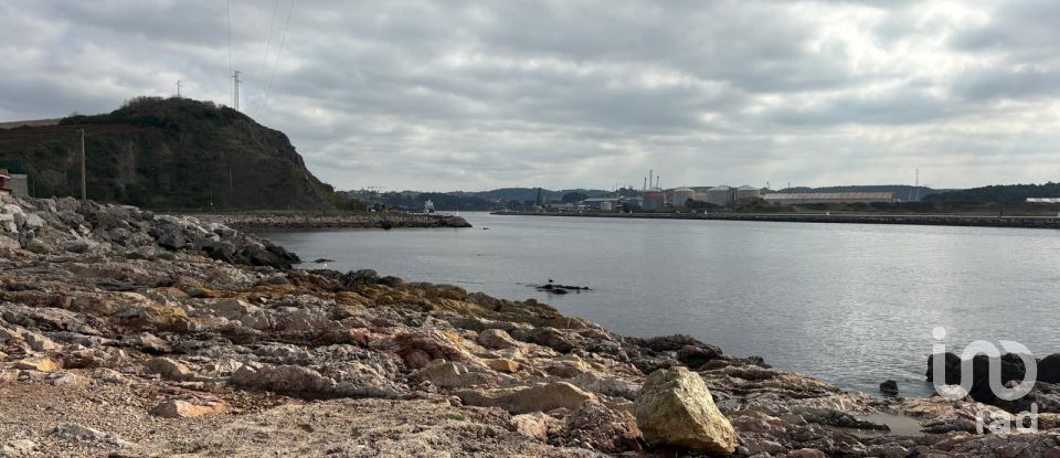 Casa 4 habitacions de 200 m² a Lloreda (33418)