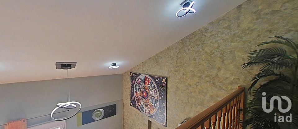 Casa de muntanya 4 habitacions de 222 m² a Ontígola (45340)