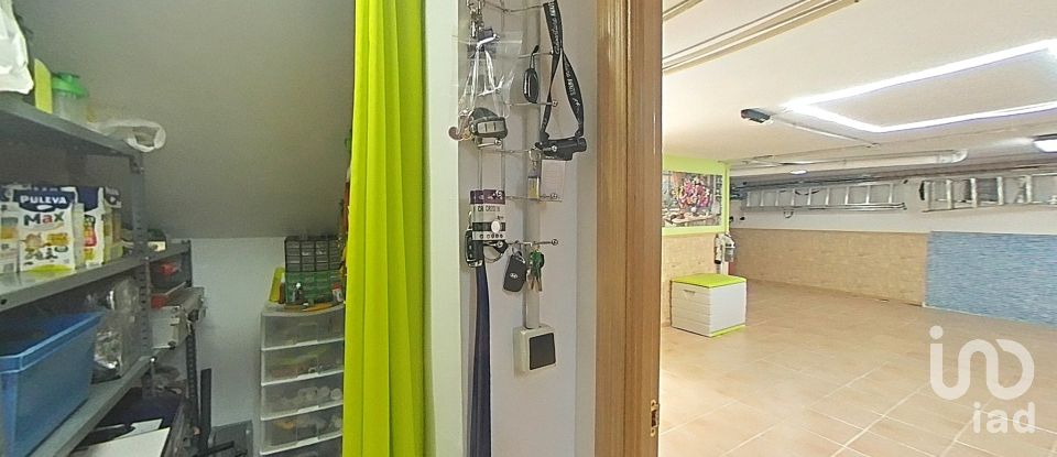 Casa de muntanya 4 habitacions de 222 m² a Ontígola (45340)