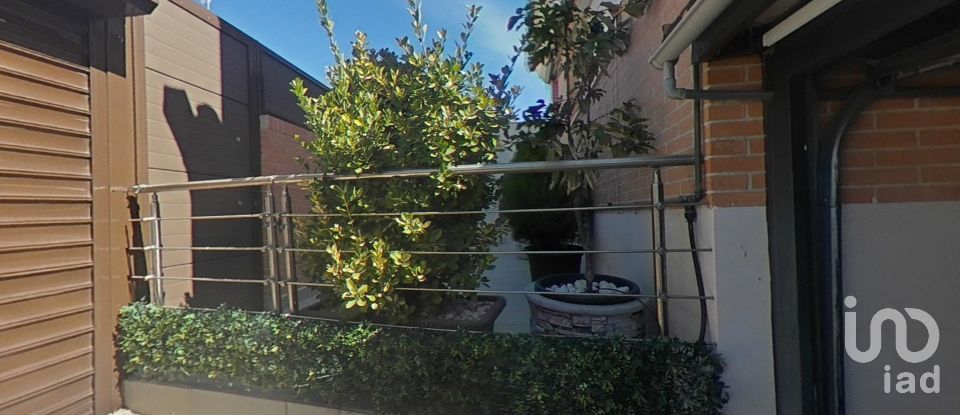 Casa de muntanya 4 habitacions de 222 m² a Ontígola (45340)