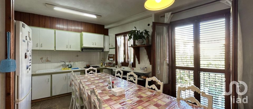 Casa de pueblo 7 habitaciones de 421 m² en Gandesa (43780)