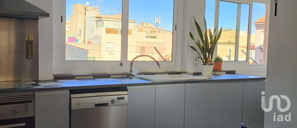 Piso 4 habitaciones de 121 m² en Barcelona (08012)