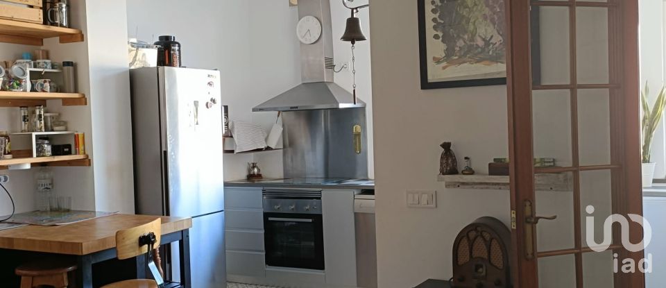 Piso 4 habitaciones de 121 m² en Barcelona (08012)