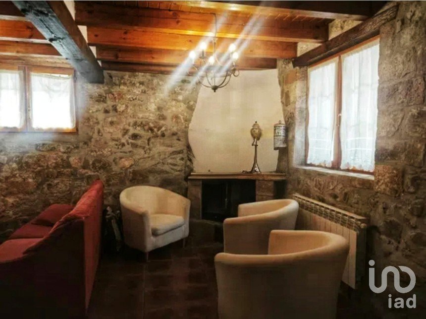 Casa de poble 6 habitacions de 240 m² a Santa Cruz del Valle Urbión (09268)