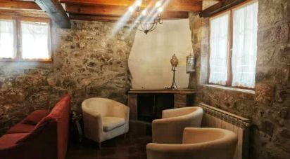 Village house 6 bedrooms of 240 m² in Santa Cruz del Valle Urbión (09268)