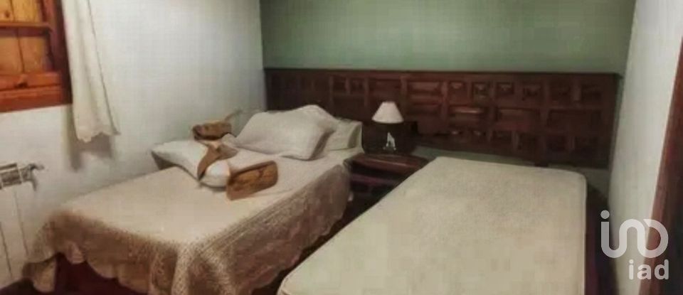 Casa de poble 6 habitacions de 240 m² a Santa Cruz del Valle Urbión (09268)