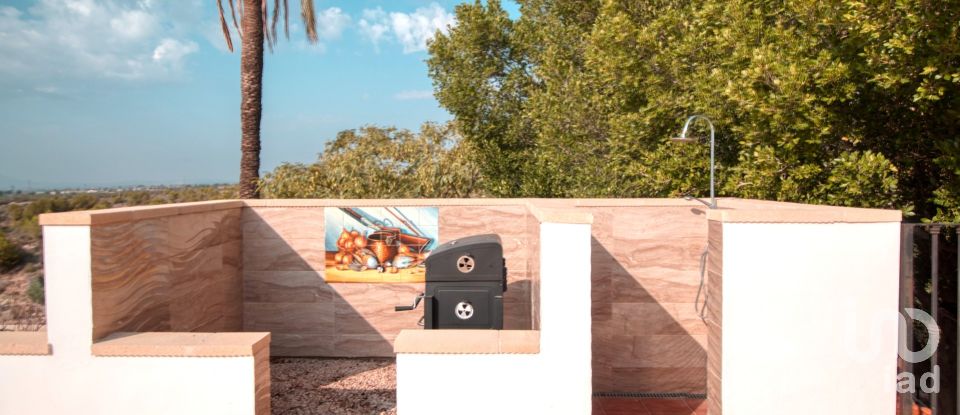 Chalet 5 habitaciones de 420 m² en Albatera (03340)