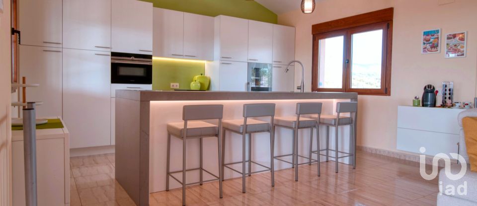 Chalet 5 habitaciones de 420 m² en Albatera (03340)