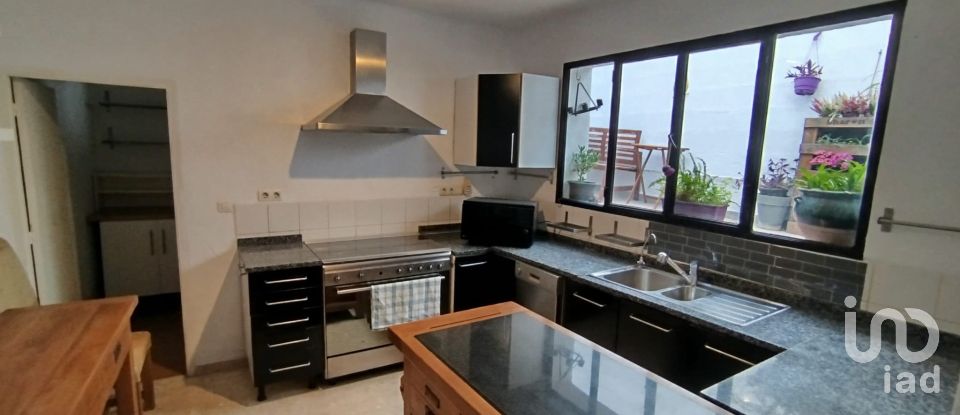 Village house 4 bedrooms of 210 m² in Archidona (29300)