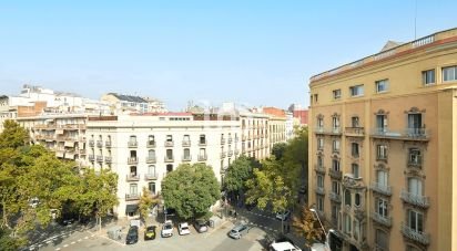 Pis 4 habitacions de 136 m² a Barcelona (08010)