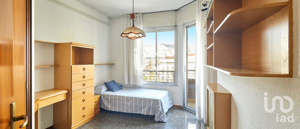 Pis 4 habitacions de 136 m² a Barcelona (08010)