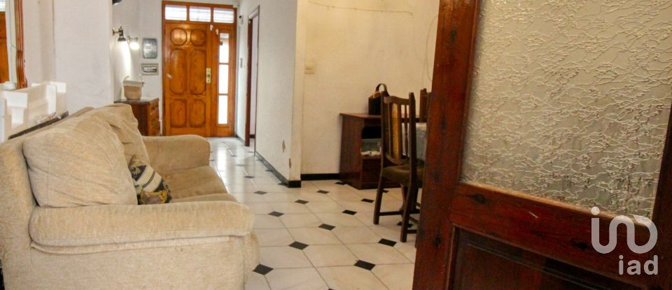 Maison de village 4 chambres de 186 m² à Oliva (46780)