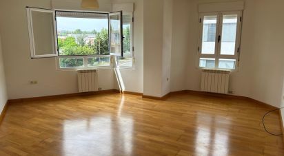 Apartment 2 bedrooms of 78 m² in Villaobispo de Las Regueras (24195)