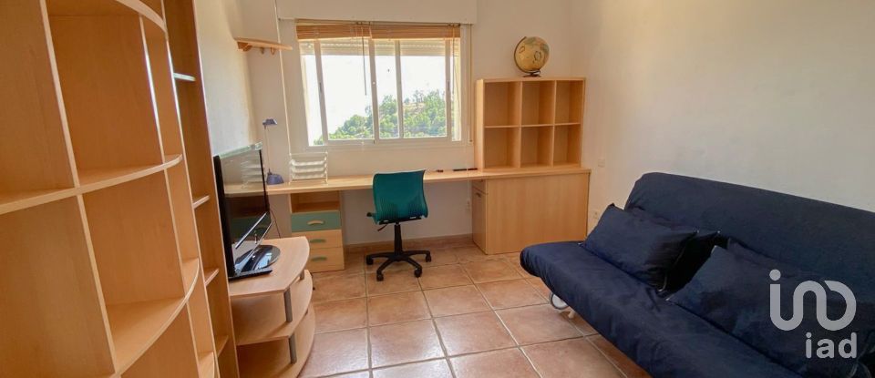 Dúplex 4 habitacions de 183 m² a Málaga (29018)