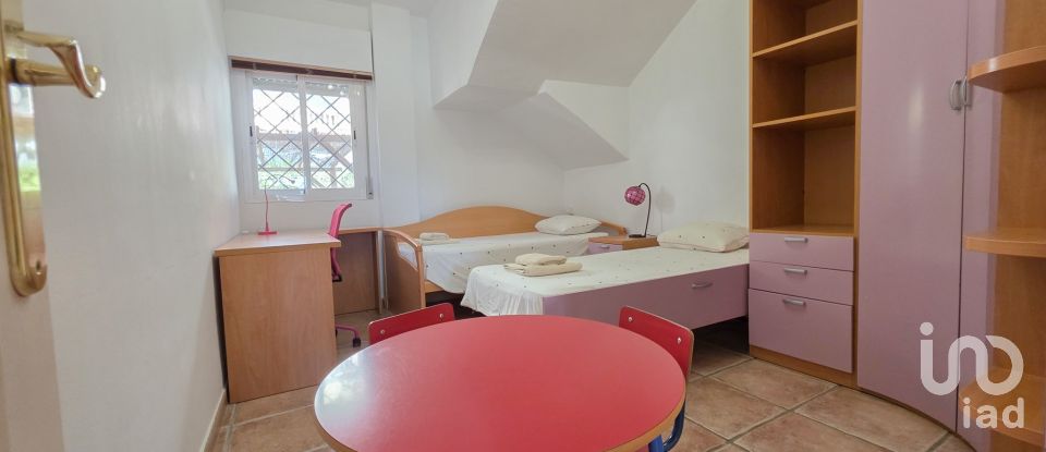 Dúplex 4 habitacions de 183 m² a Málaga (29018)