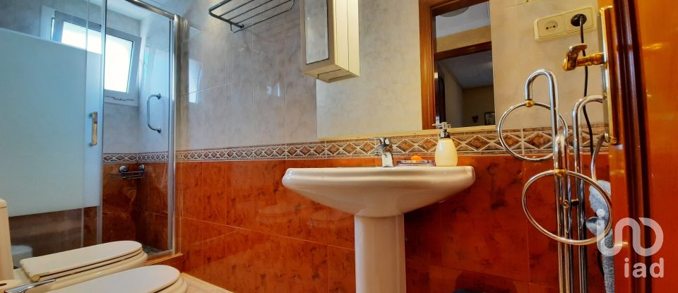 Pis 3 habitacions de 73 m² a Canet de Mar (08360)