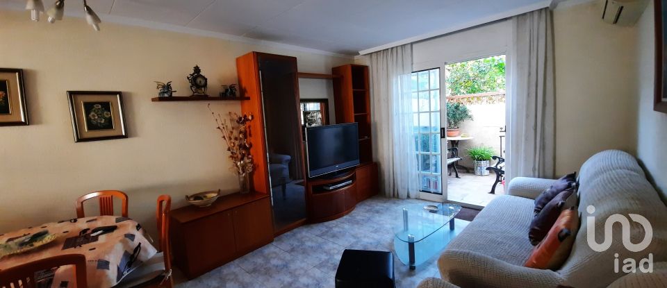 Pis 3 habitacions de 73 m² a Canet de Mar (08360)