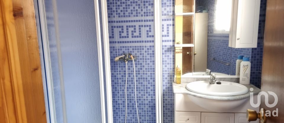 Casa/villa 1 habitació de 137 m² a Salinas (03638)