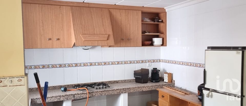 Casa/villa 1 habitació de 137 m² a Salinas (03638)