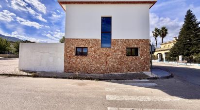 Casa 3 habitaciones de 196 m² en La Vall D' Ebo (03789)