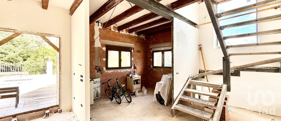 Casa 3 habitacions de 196 m² a La Vall D' Ebo (03789)