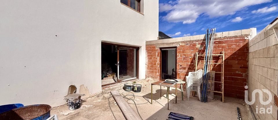 Casa 3 habitacions de 196 m² a La Vall D' Ebo (03789)