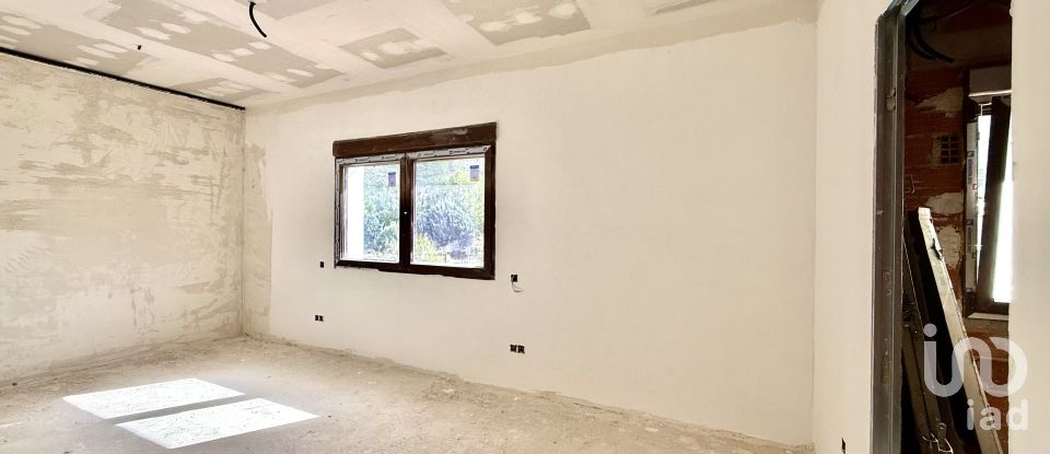 Casa 3 habitacions de 196 m² a La Vall D' Ebo (03789)