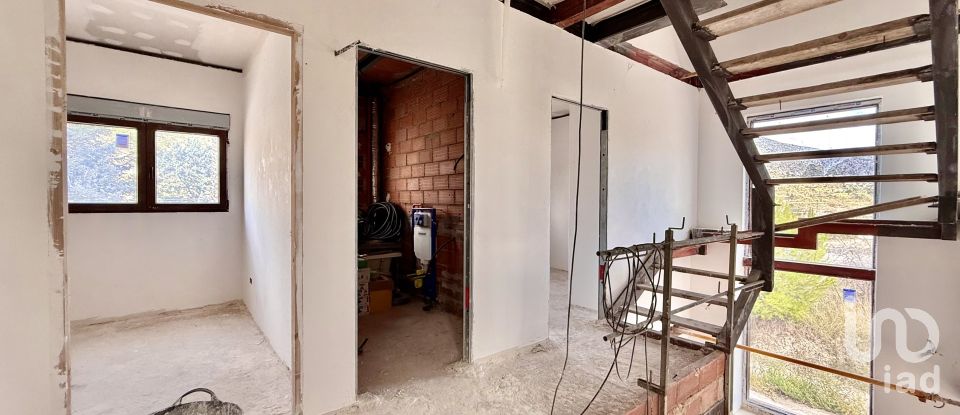 Casa 3 habitacions de 196 m² a La Vall D' Ebo (03789)