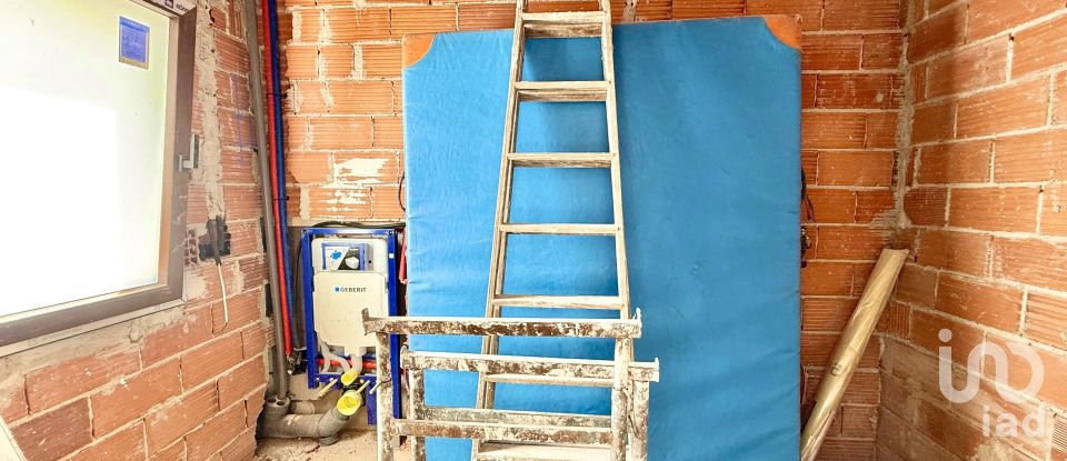 Casa 3 habitacions de 196 m² a La Vall D' Ebo (03789)