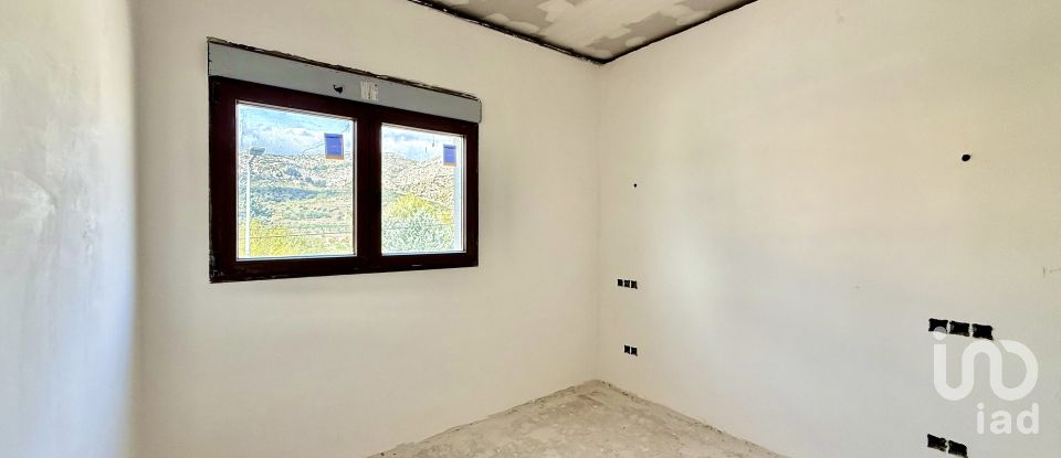 Casa 3 habitacions de 196 m² a La Vall D' Ebo (03789)