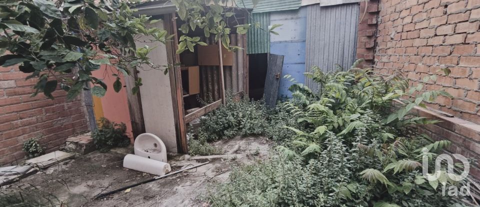 Terreny de 95 m² a Les Roquetes (08812)