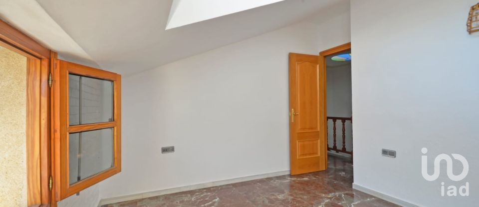 Appartement en maison 4 chambres de 314 m² à Sax (03630)